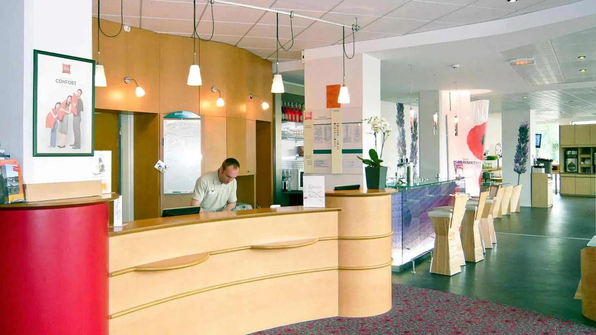 Ibis Martigues Centre Hotel