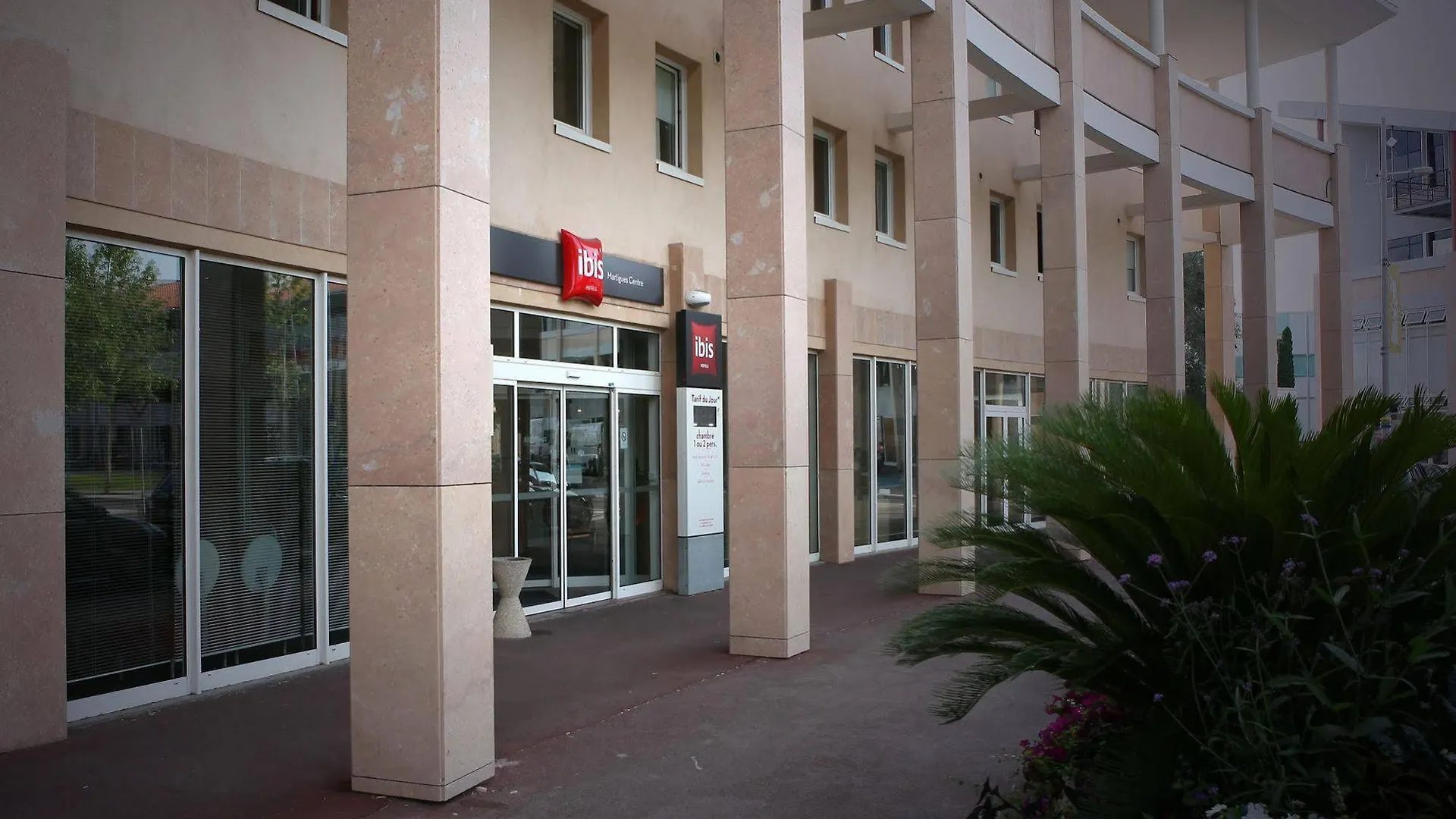 ***  Hotel Ibis Martigues Centre Francie