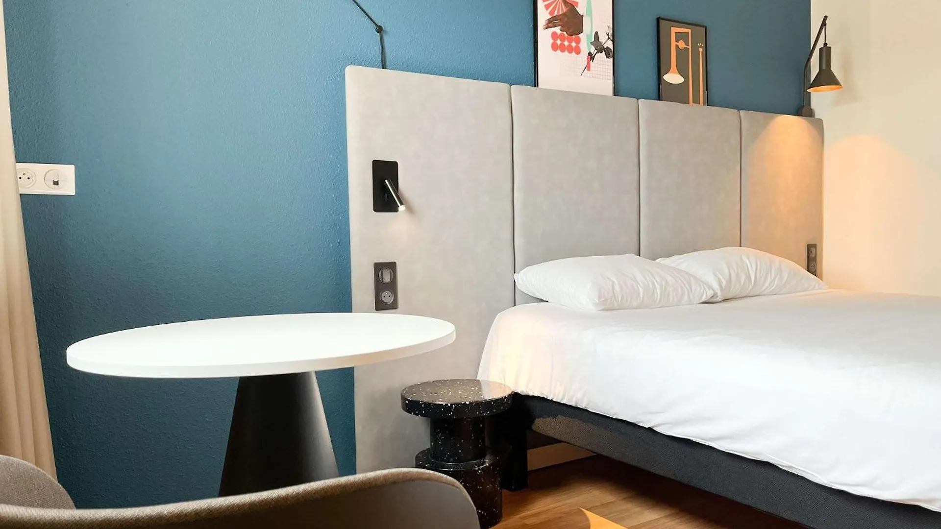 Hotel ibis Martigues Centre 3*,  France