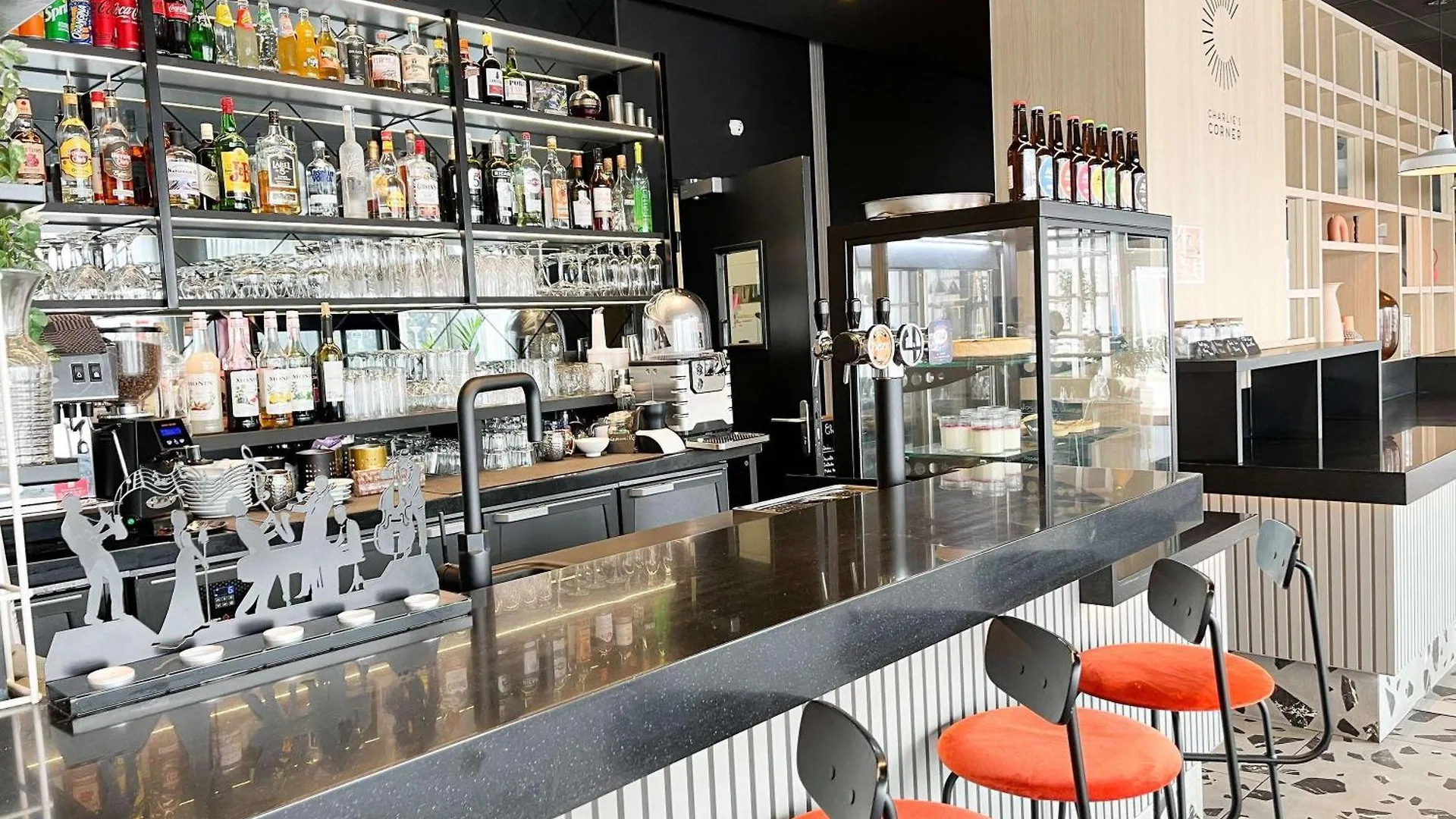 Hotel Ibis Martigues Centre 3*,