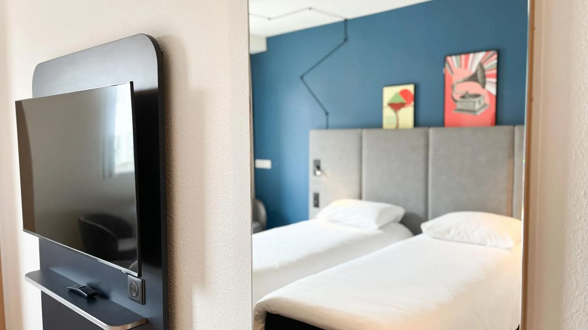 ***  Hotel ibis Martigues Centre France