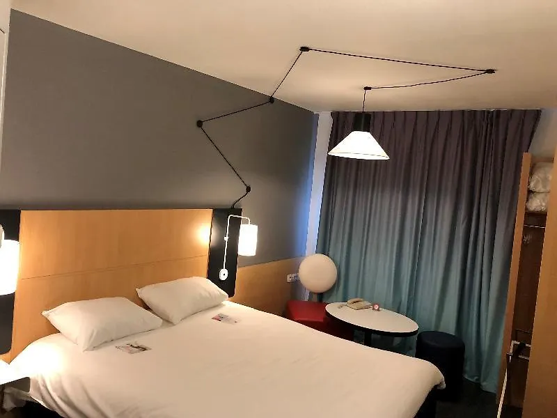 Hotel ibis Martigues Centre France